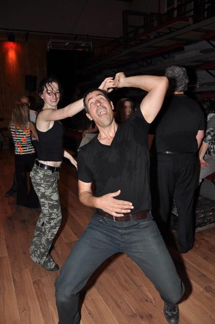 min 2013 12 01 station danse 080